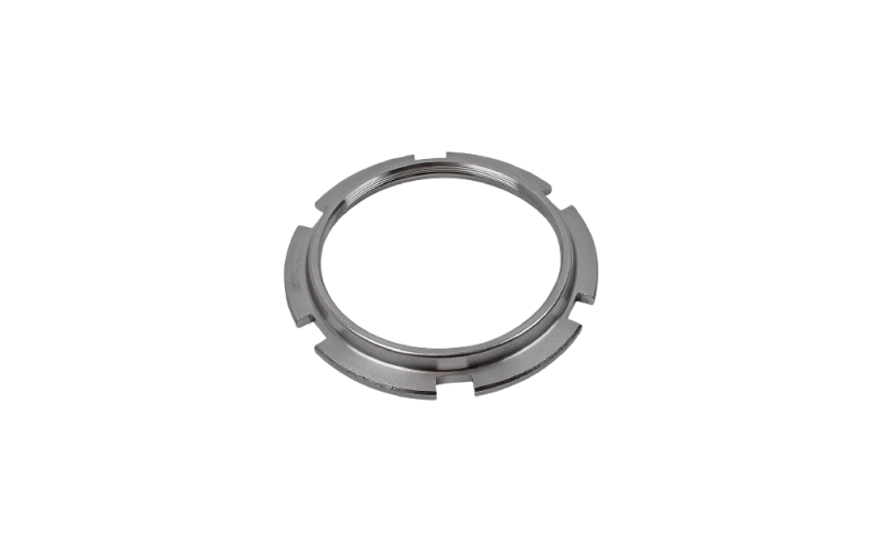 Axle nut