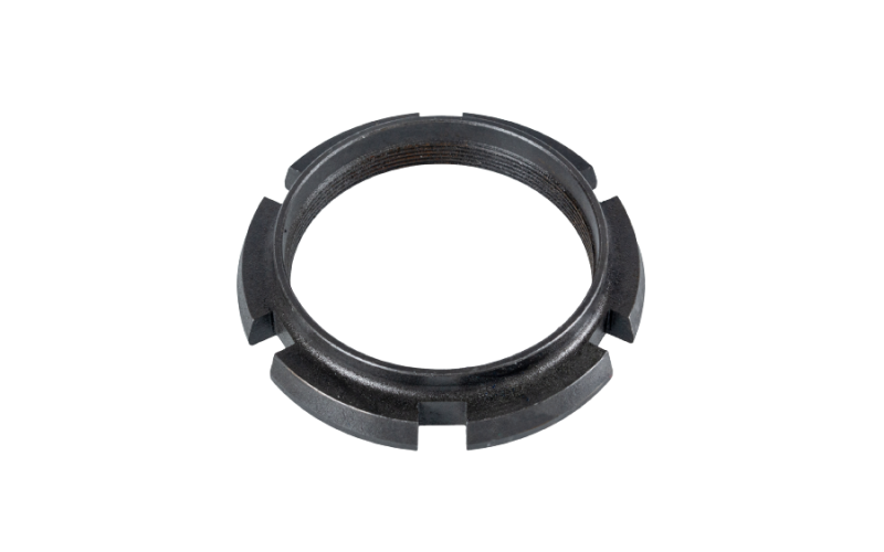 Axle nut
